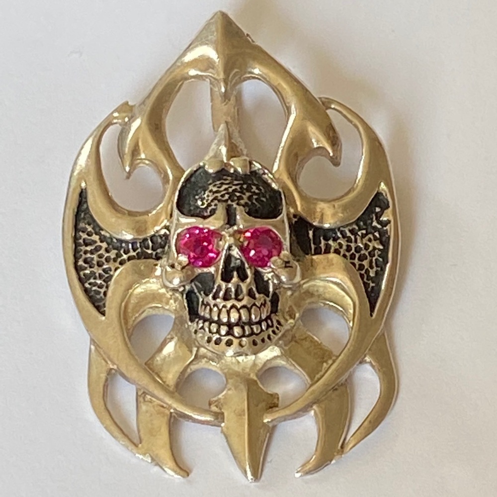 925 silver skull pendant pink cz stones eyes